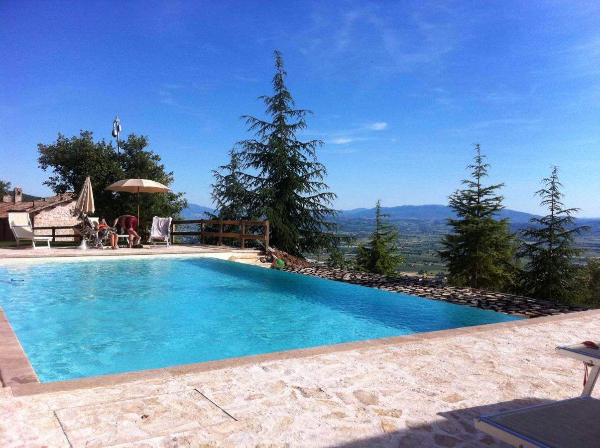 Le Mandrie Di San Paolo Villa Assisi Exterior photo